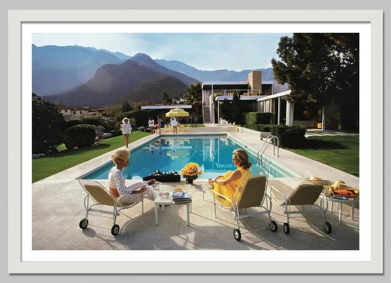Retro Poolside Host Luxury Lif – Luxury Lifestyle Living recenzja i cena